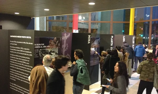 2 EX exhibicion-puerto cristal-expresion de un proceso minero en aysen-memoria austral 1